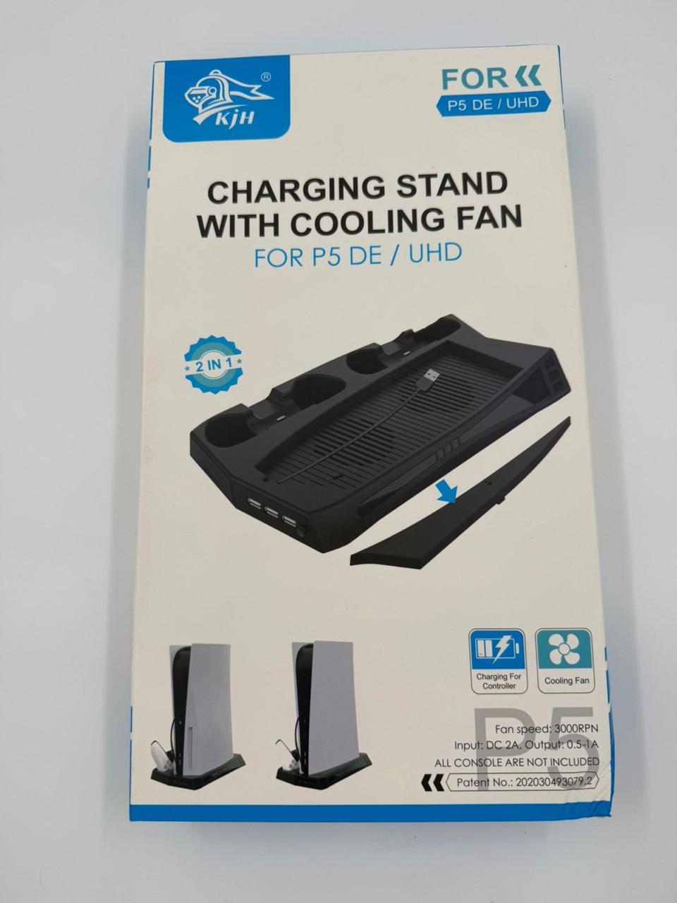 Cooling and charging dock for PS5 fat